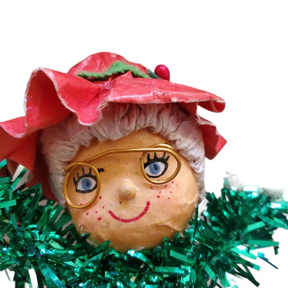 Vintage Handmade Paper Mache Santa Clause Mrs. Clause Wreath Ornaments Adorable - Picture 5 of 7